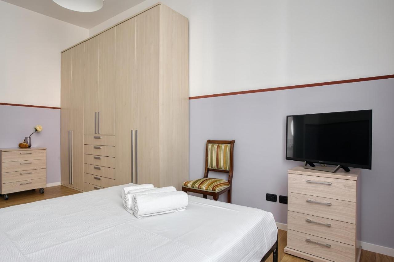 Joivy Lovely Apt, Easy Access To Centre Apartamento Milão Exterior foto