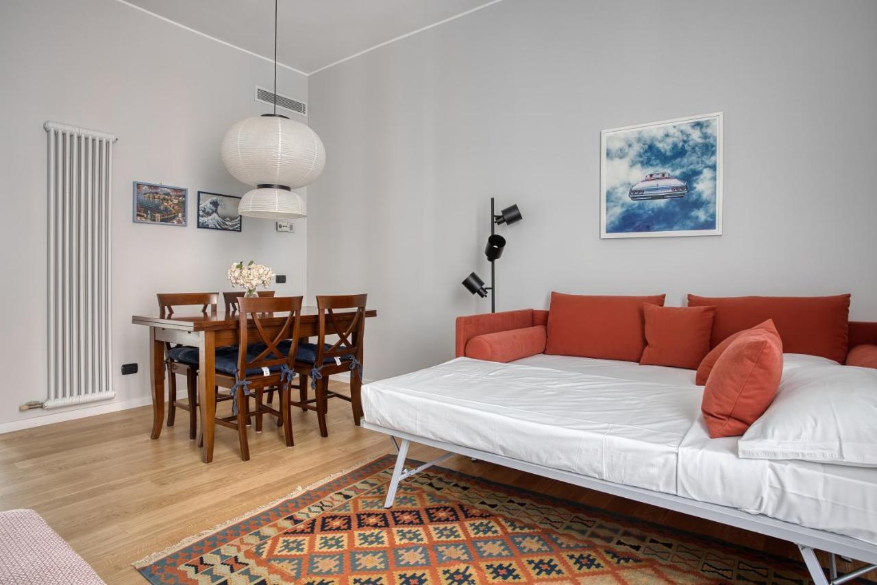 Joivy Lovely Apt, Easy Access To Centre Apartamento Milão Exterior foto