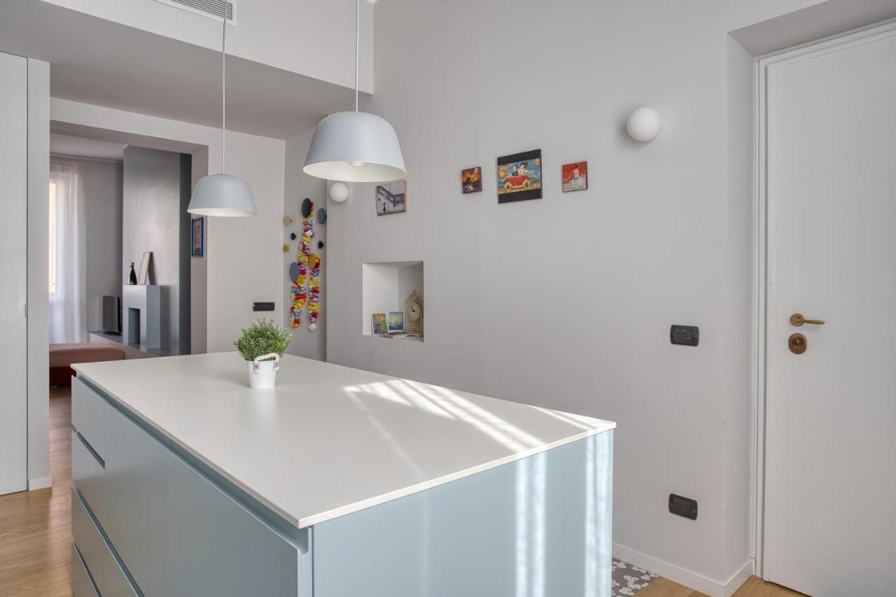 Joivy Lovely Apt, Easy Access To Centre Apartamento Milão Exterior foto