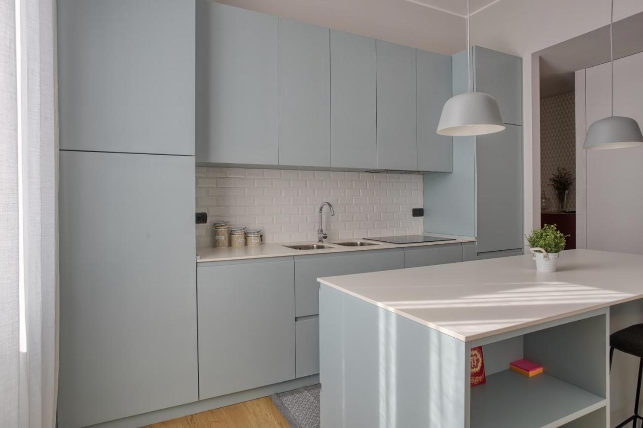 Joivy Lovely Apt, Easy Access To Centre Apartamento Milão Exterior foto